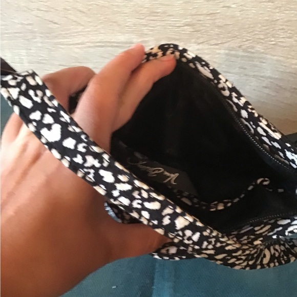 Vera Bradley crossbody - Picture 2 of 5